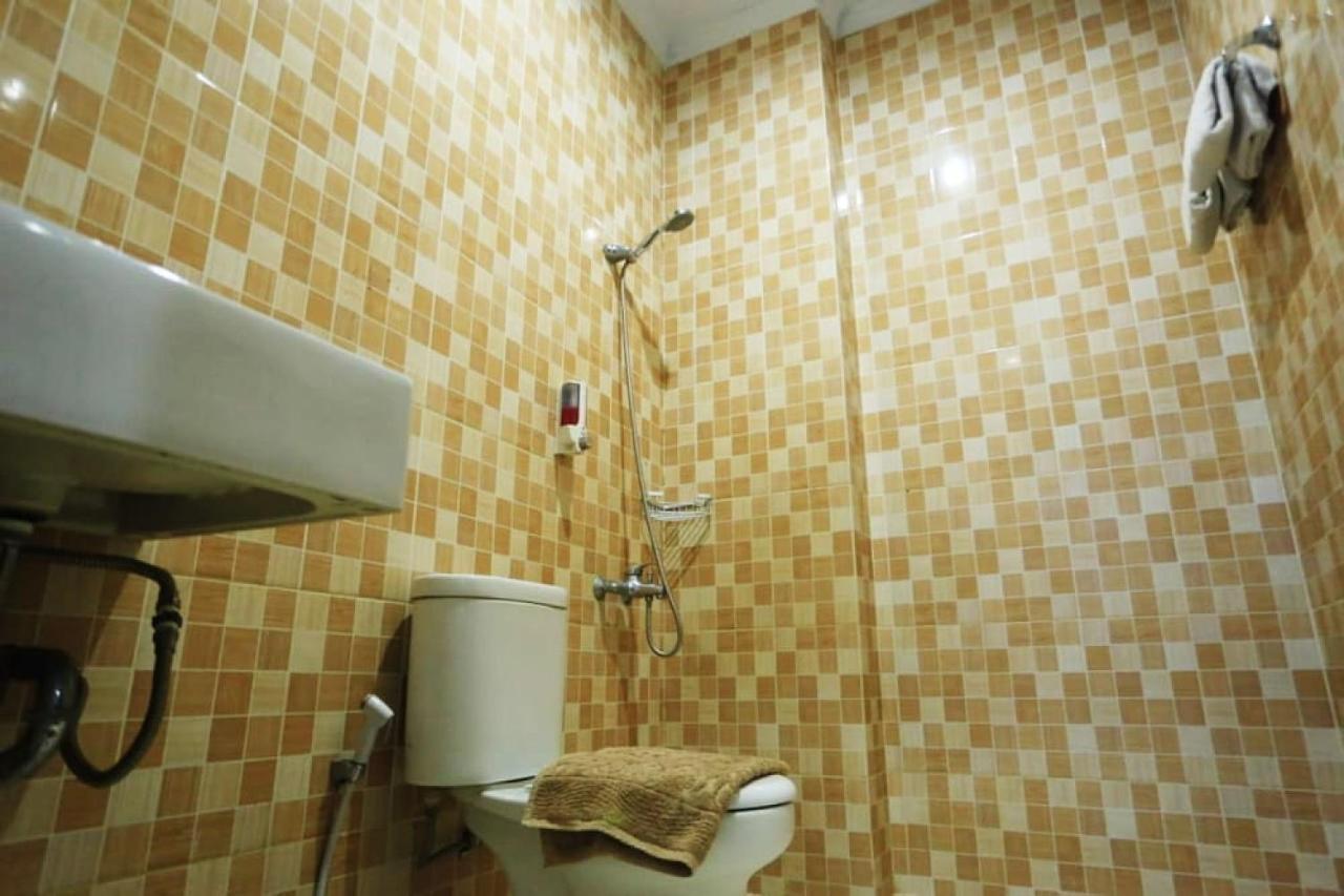 Urbanview Hotel Mulia Indah Palopo מראה חיצוני תמונה