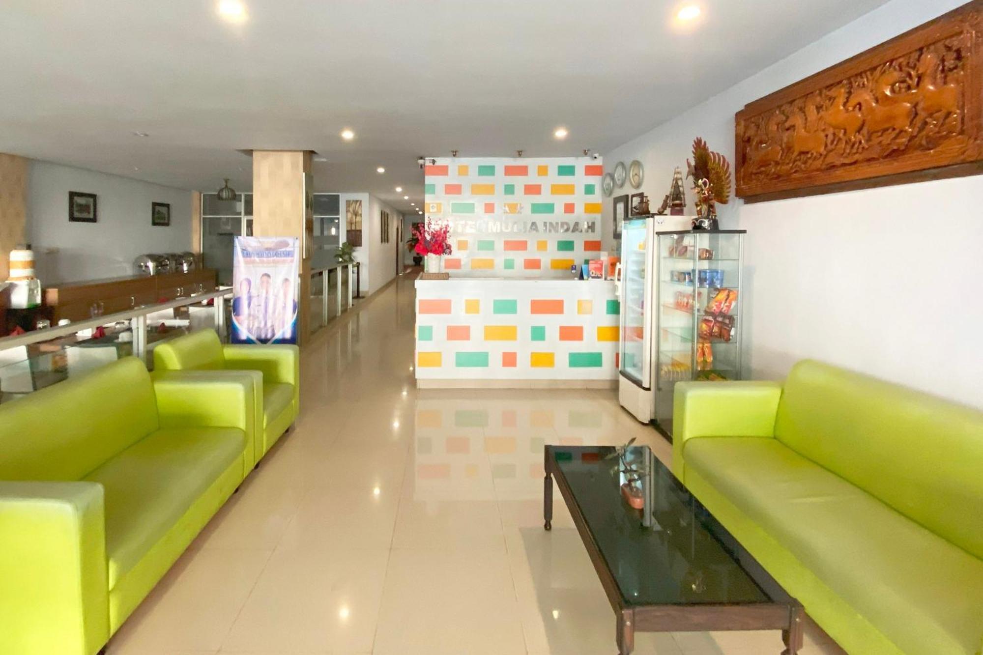 Urbanview Hotel Mulia Indah Palopo מראה חיצוני תמונה